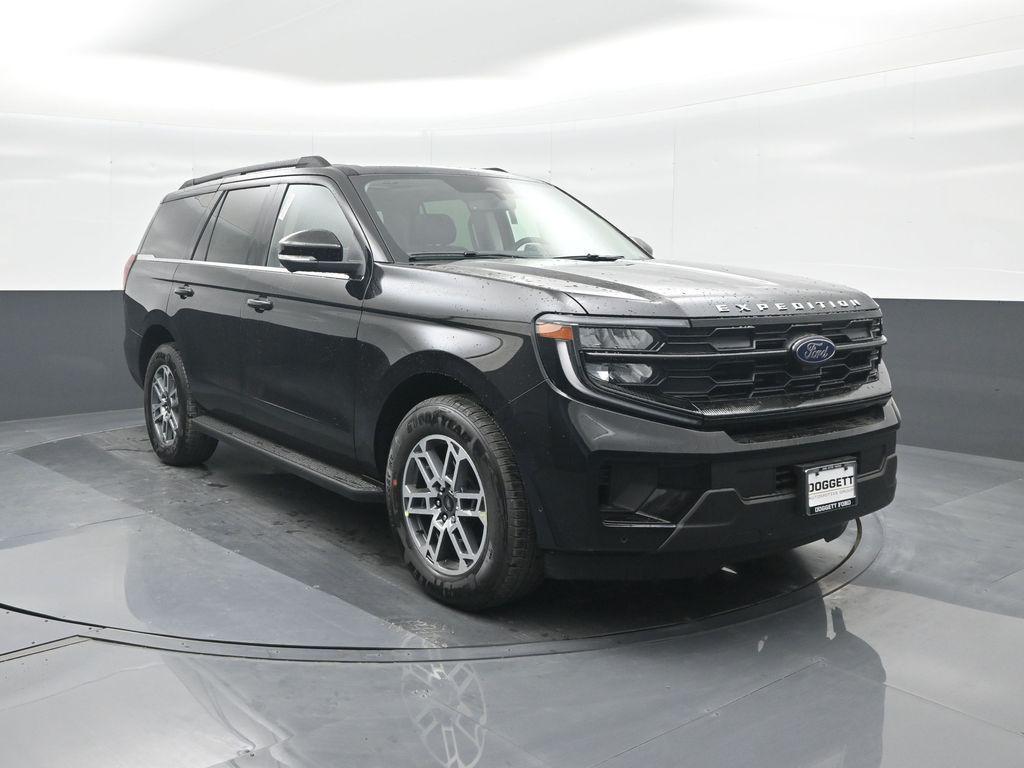 new 2025 Ford Expedition car, priced at $64,246