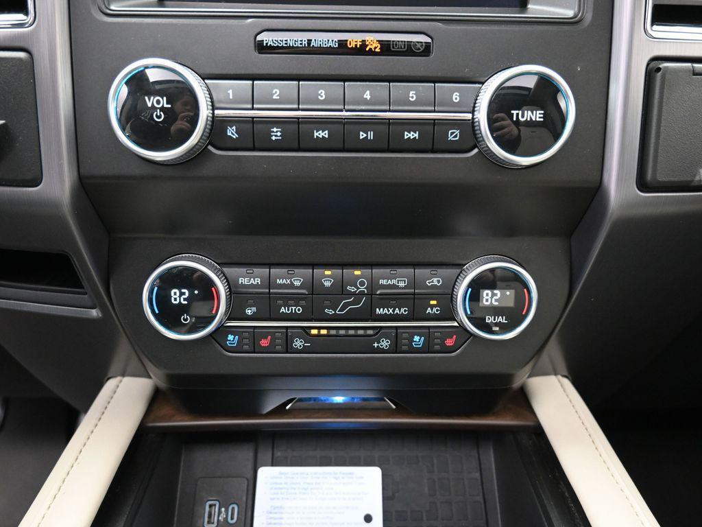 used 2021 Ford Expedition car, priced at $30,995