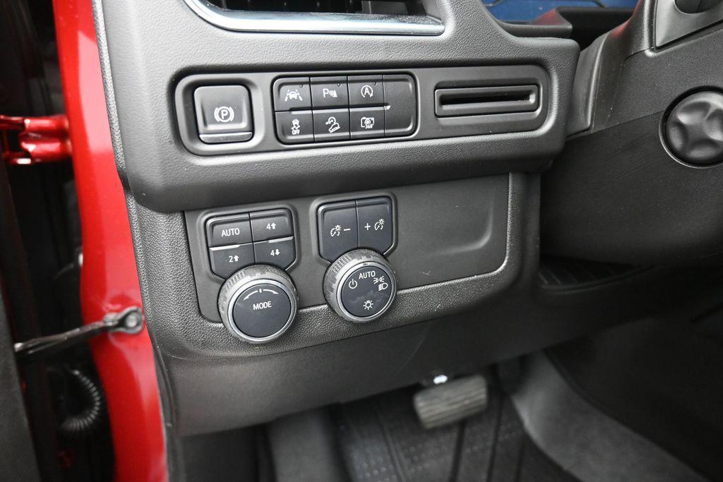 used 2024 Chevrolet Suburban car, priced at $65,817