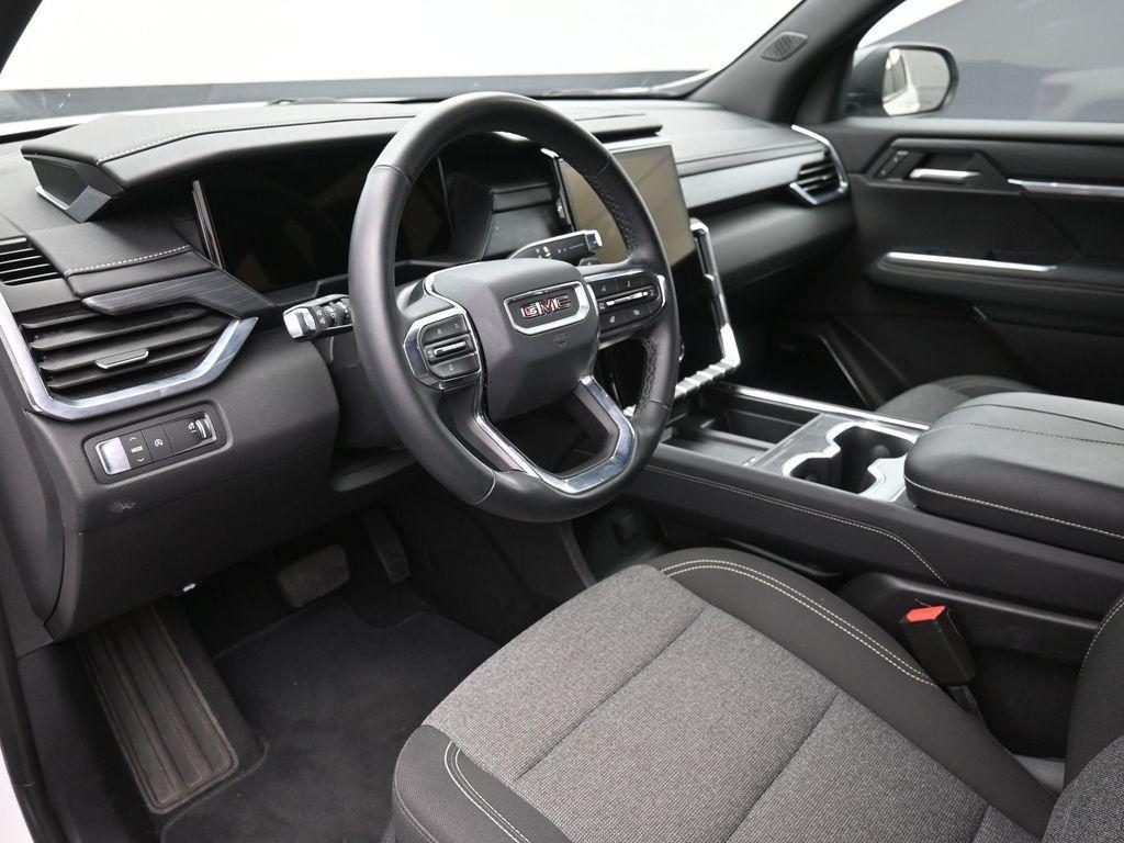 used 2025 GMC Acadia car, priced at $32,642