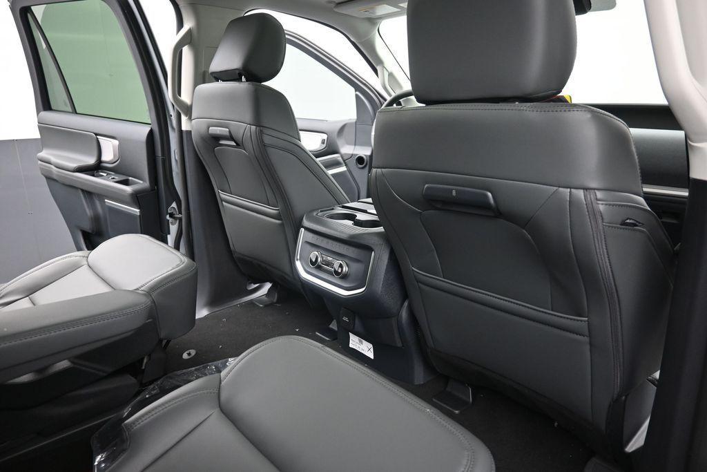 new 2026 Ford Expedition car, priced at $67,040