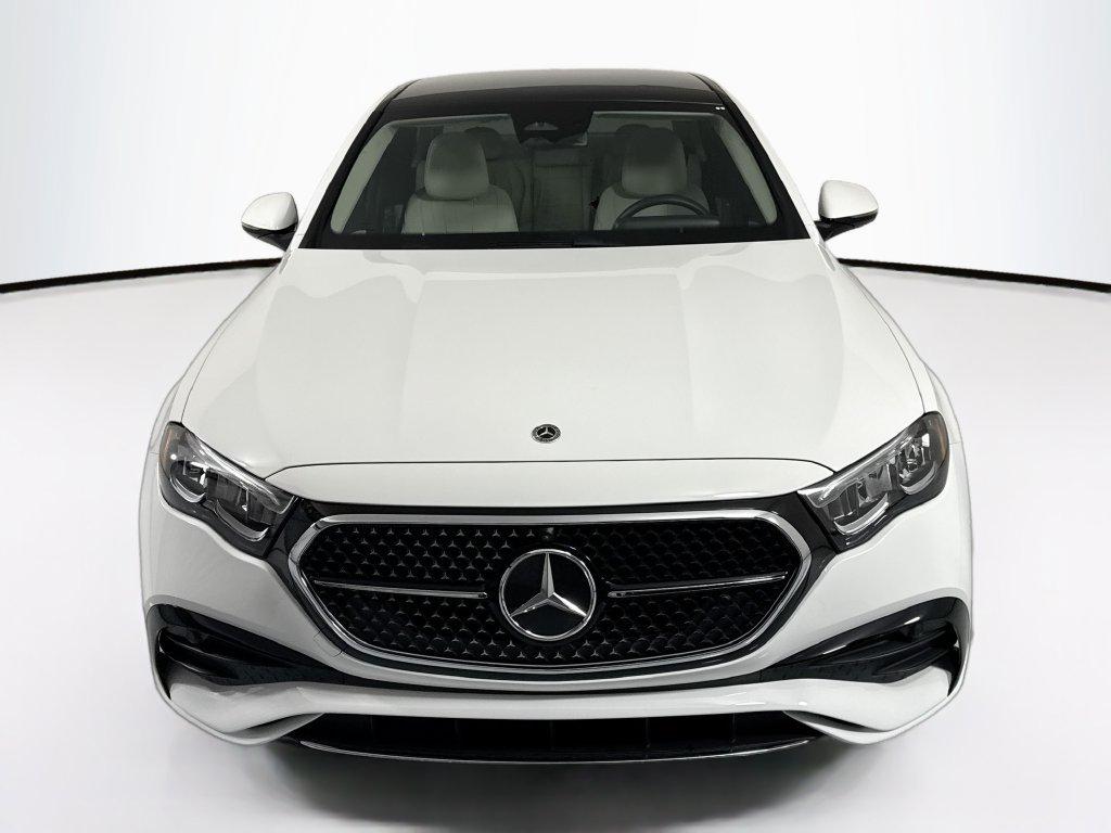 Mercedes-Benz E-Class view 2