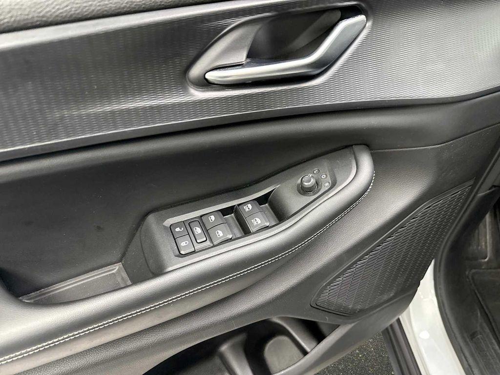 used 2023 Jeep Grand Cherokee L car, priced at $32,990