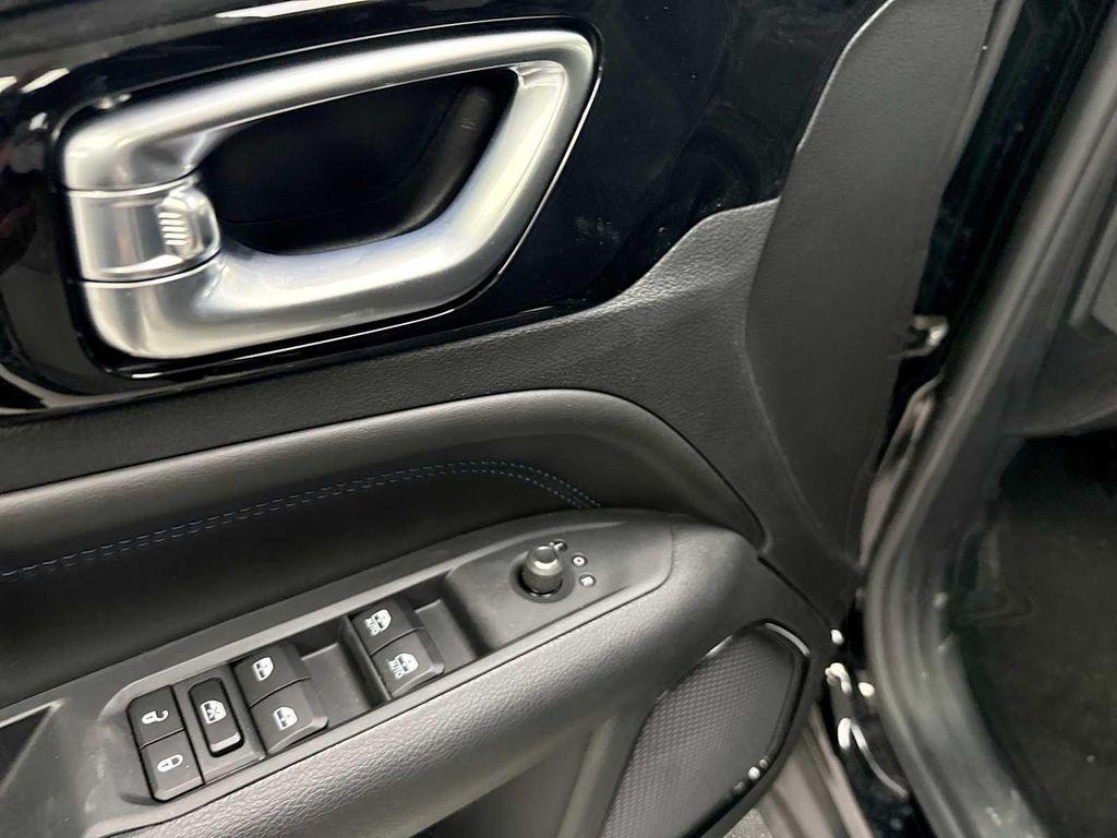new 2026 Jeep Compass car, priced at $30,305