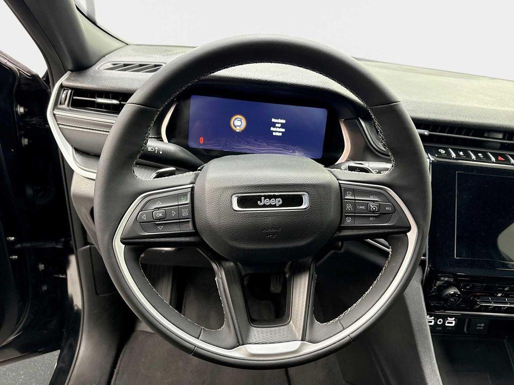 used 2024 Jeep Grand Cherokee car, priced at $30,990