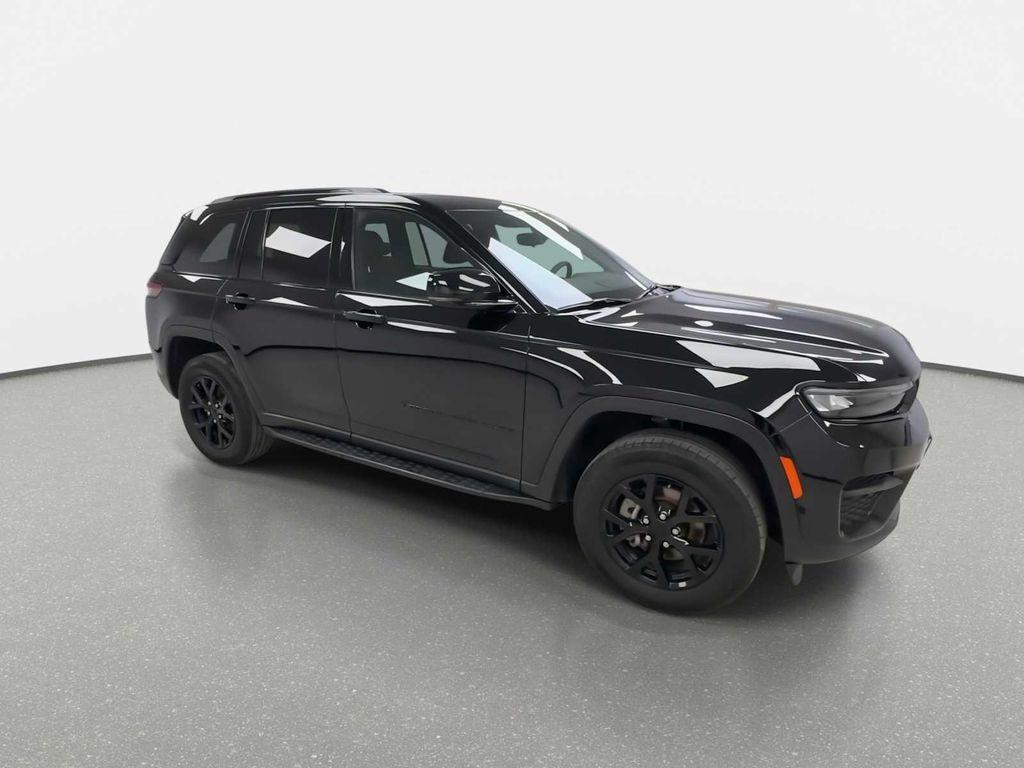 used 2024 Jeep Grand Cherokee car, priced at $30,990