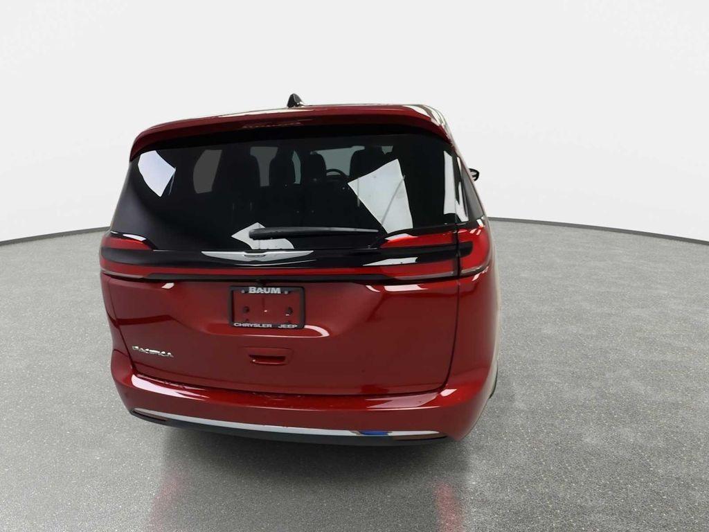 new 2026 Chrysler Pacifica car, priced at $43,660