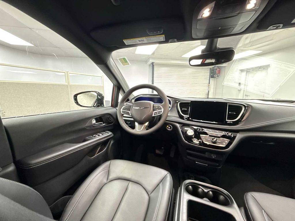 new 2026 Chrysler Pacifica car, priced at $43,660