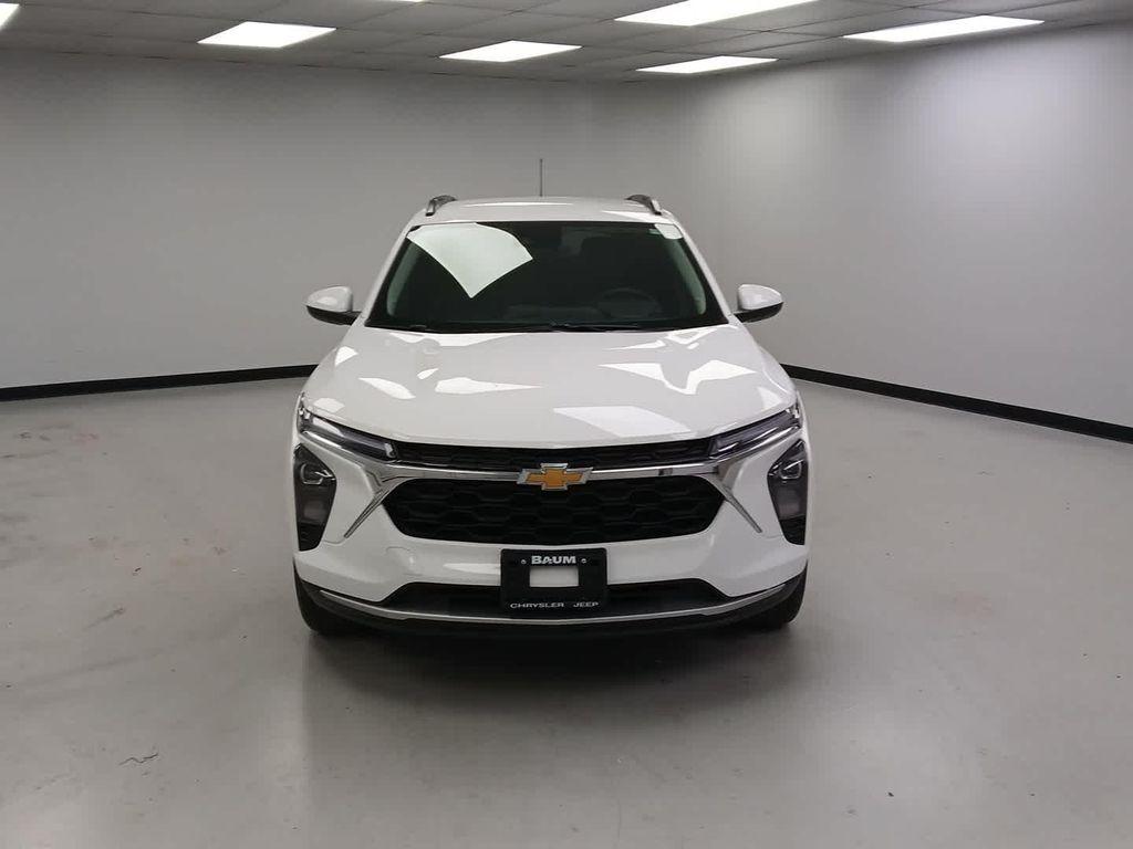 used 2025 Chevrolet Trax car, priced at $21,990