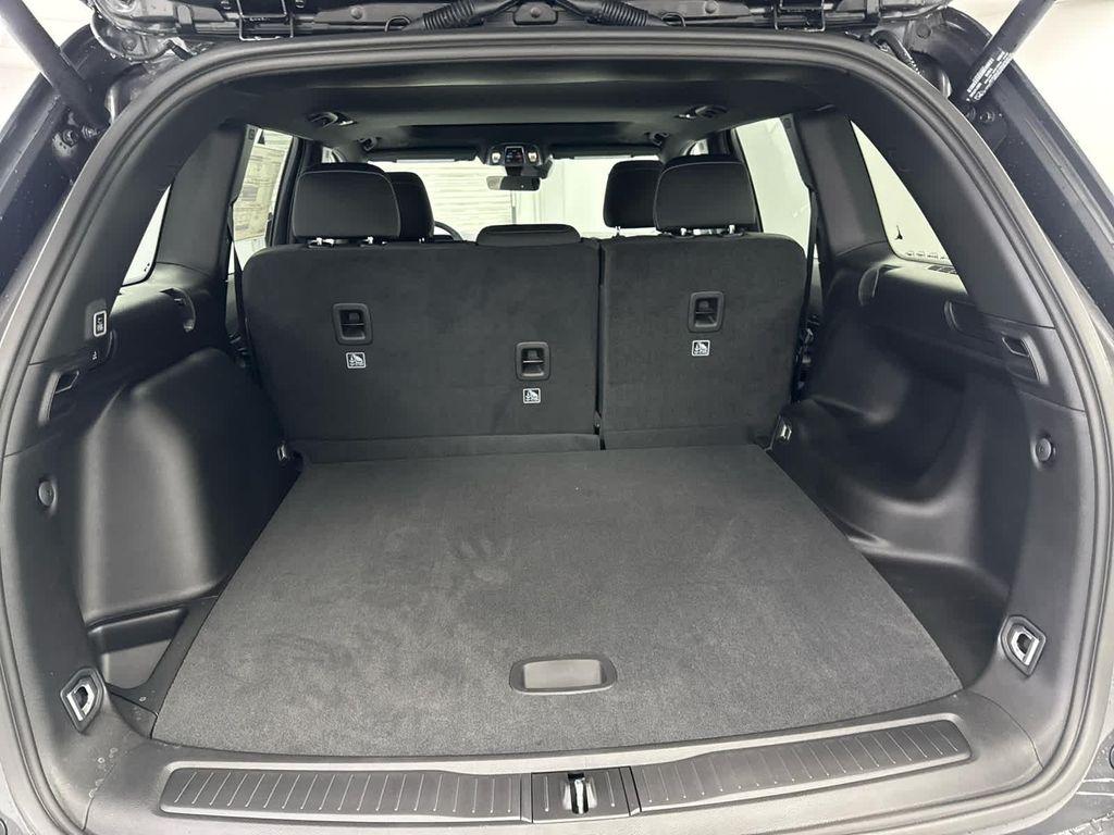 new 2025 Jeep Grand Cherokee car, priced at $39,420