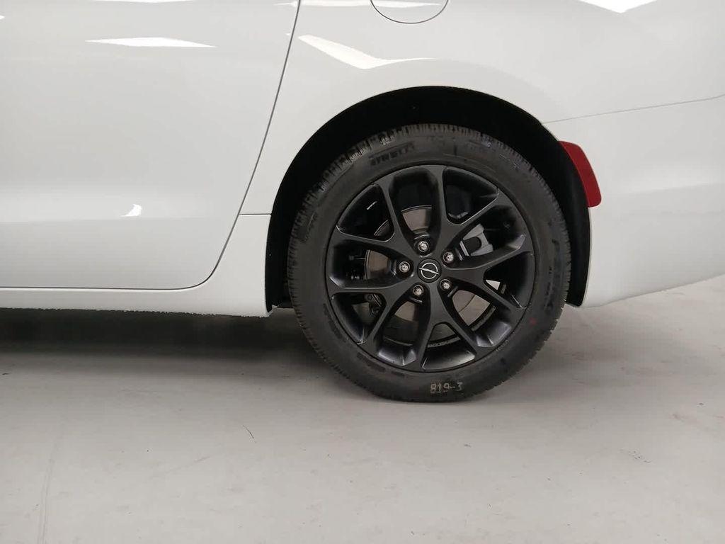 new 2026 Chrysler Pacifica car, priced at $52,795