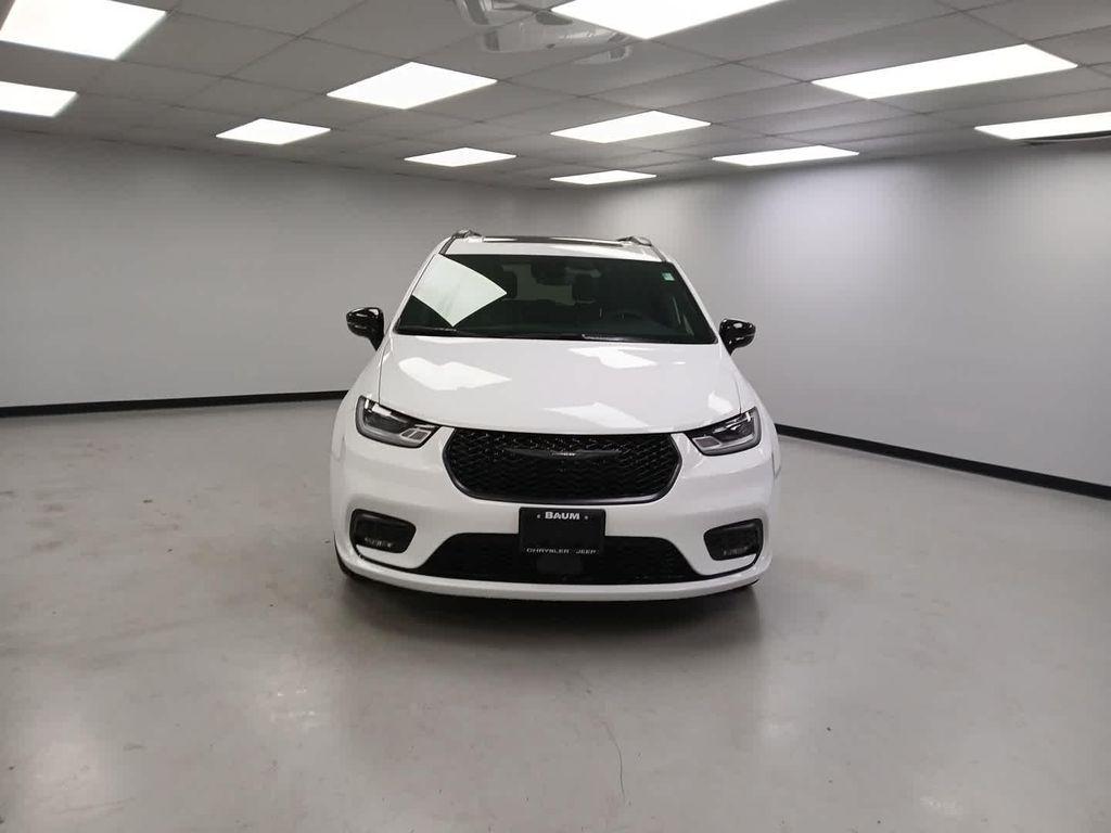 new 2026 Chrysler Pacifica car, priced at $52,795