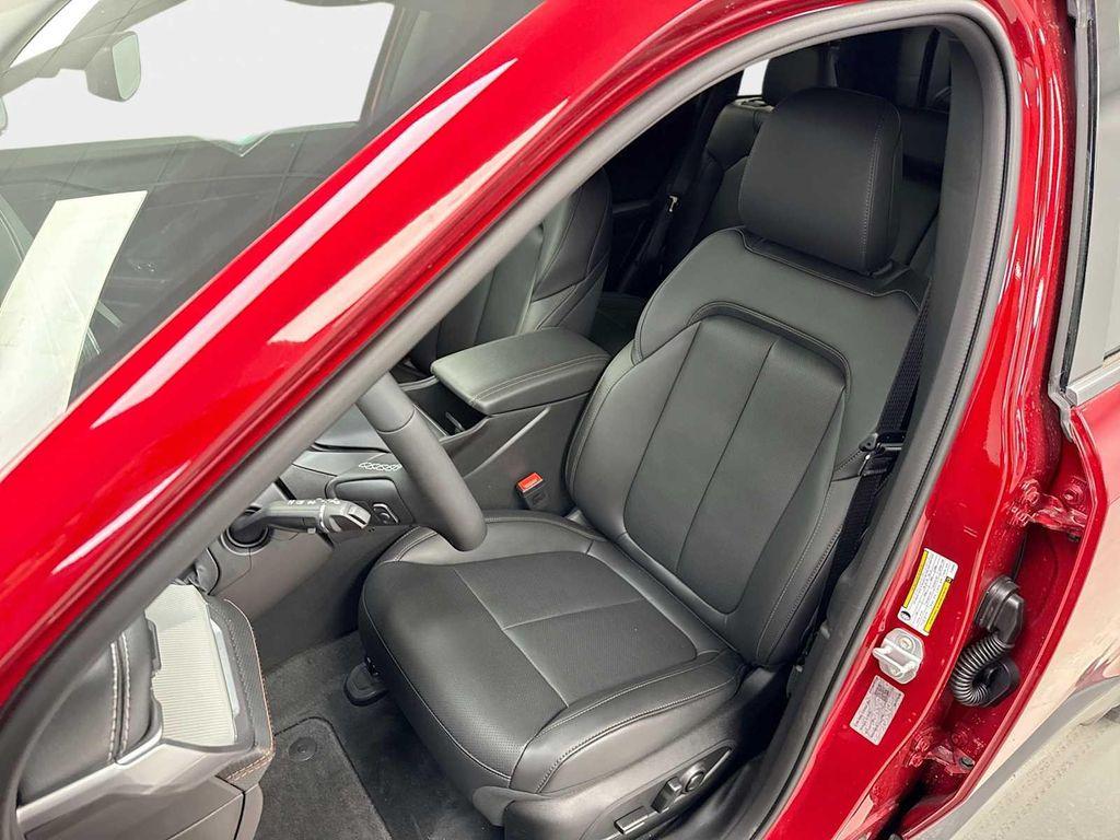 new 2026 Jeep Cherokee car, priced at $42,305