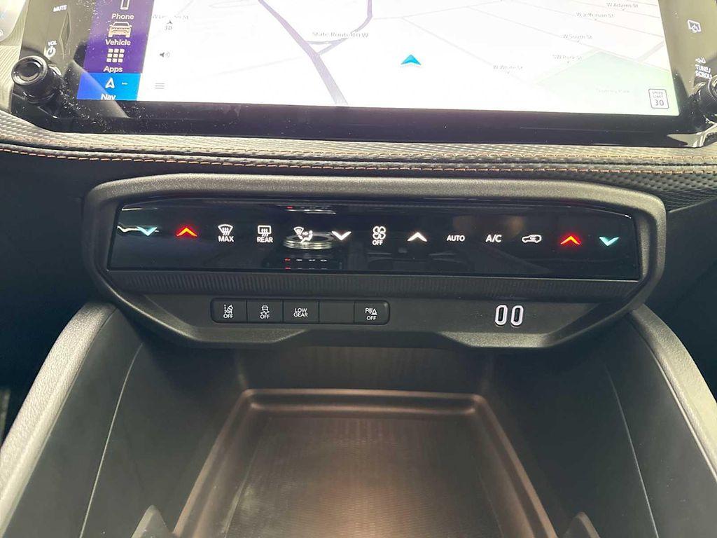 new 2026 Jeep Cherokee car, priced at $42,305