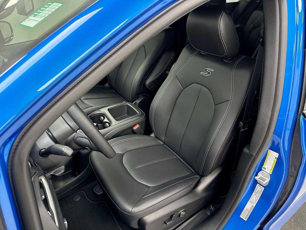 new 2026 Chrysler Pacifica car, priced at $45,405