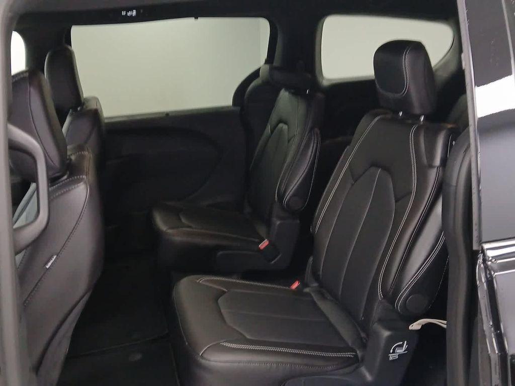 new 2026 Chrysler Pacifica car, priced at $44,910