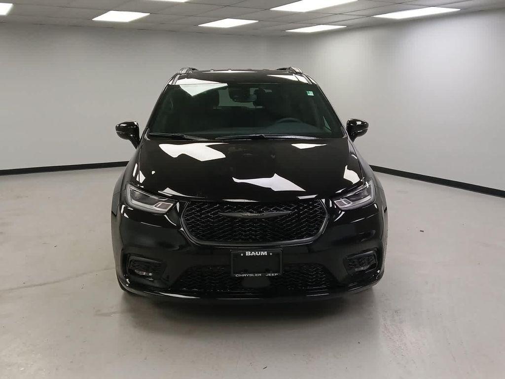 new 2026 Chrysler Pacifica car, priced at $44,910