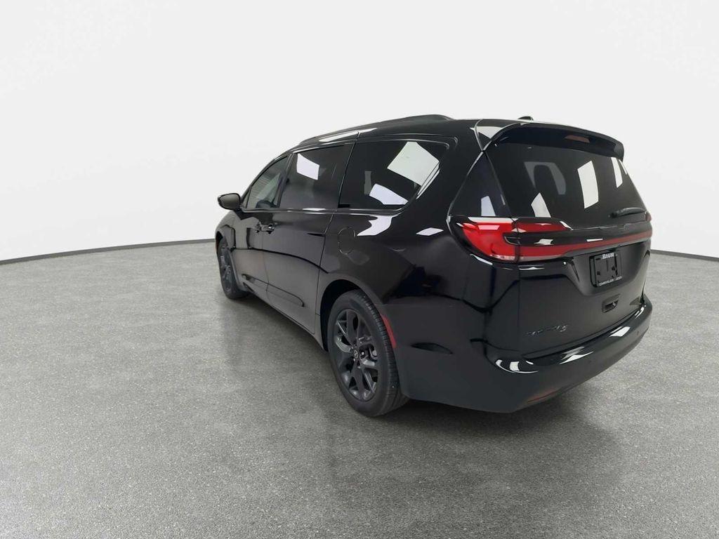 new 2026 Chrysler Pacifica car, priced at $44,910