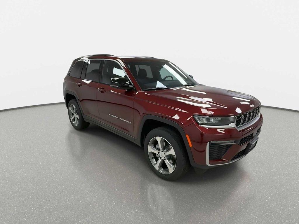 new 2026 Jeep Grand Cherokee car, priced at $43,285