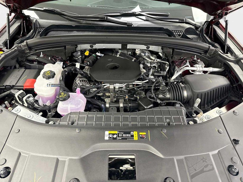 new 2026 Jeep Grand Cherokee car, priced at $43,285