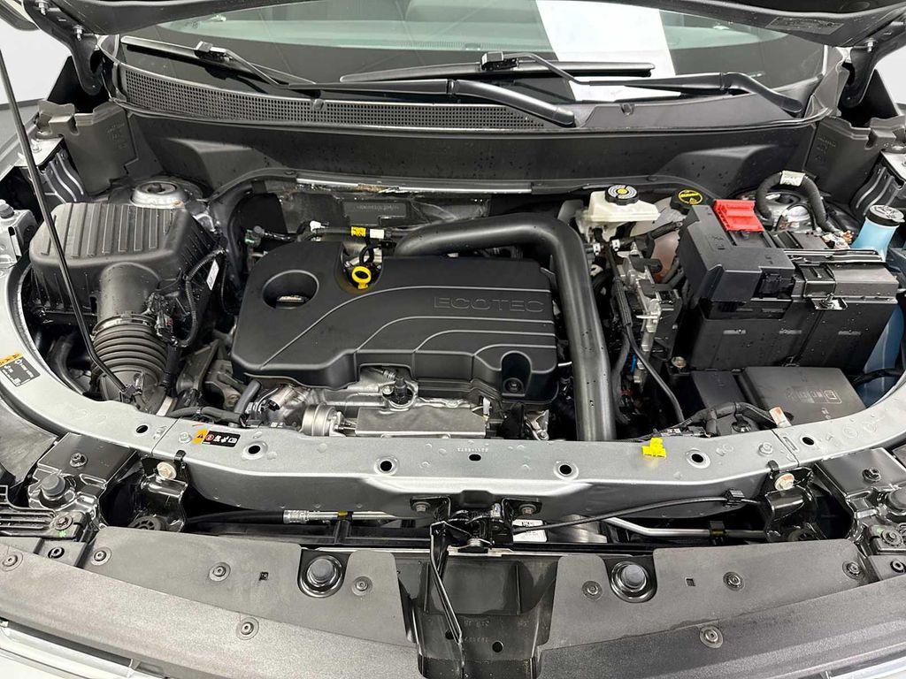 used 2025 Chevrolet Equinox car, priced at $25,490