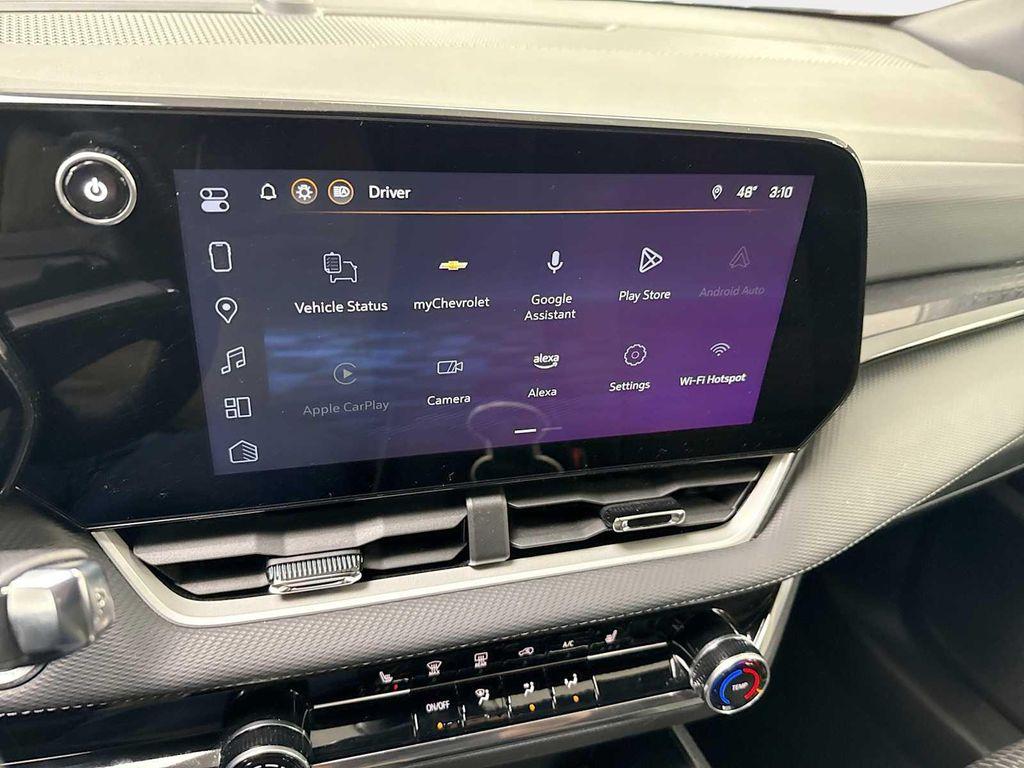 used 2025 Chevrolet Equinox car, priced at $25,490