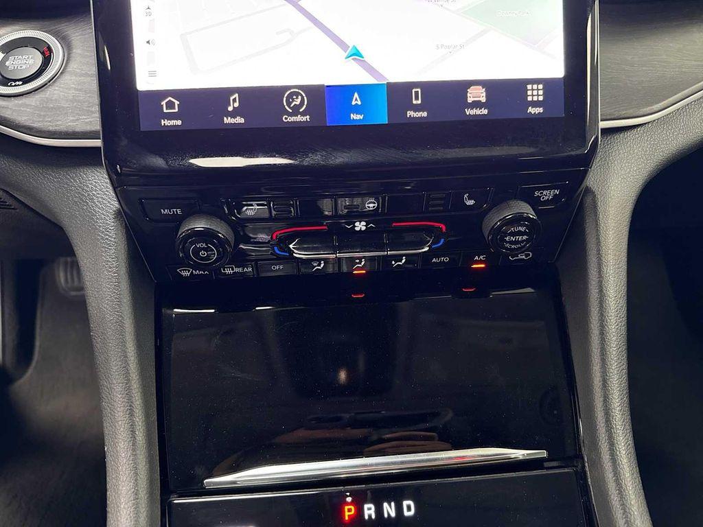 used 2022 Jeep Grand Cherokee car, priced at $26,374