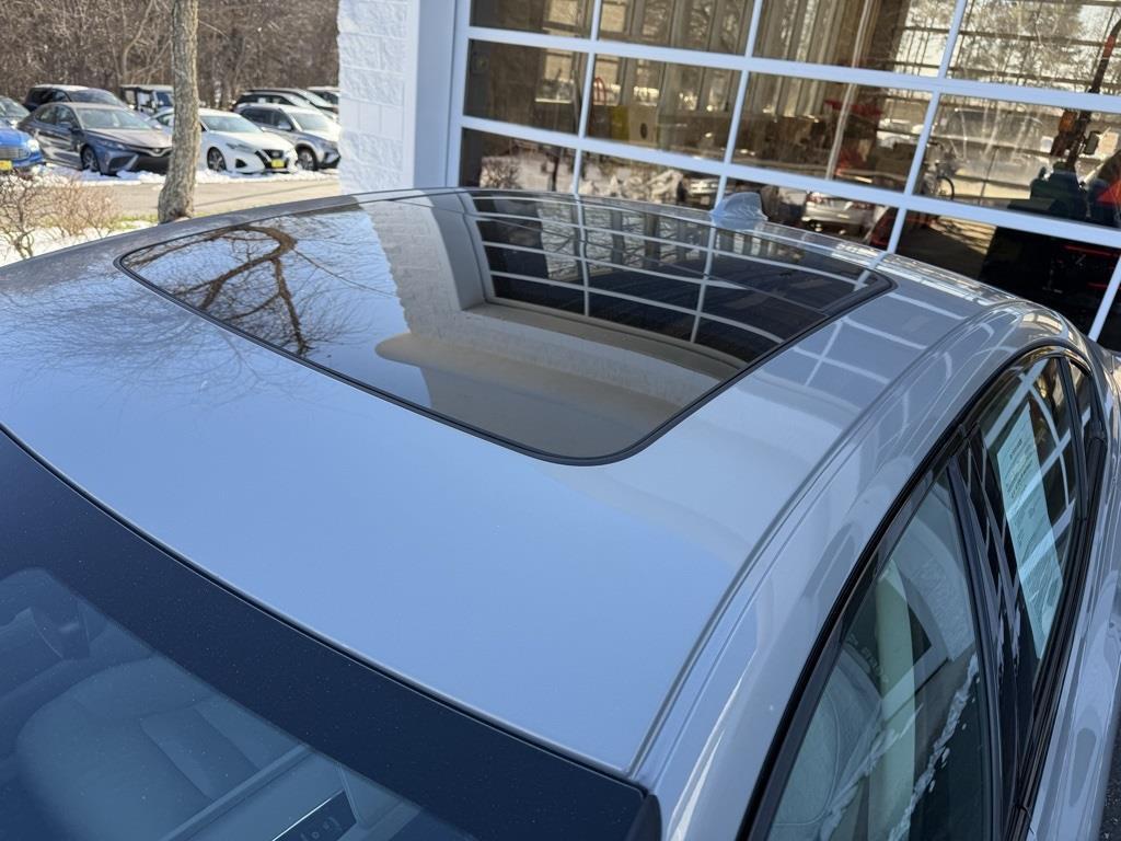 used 2024 Volvo S60 car, priced at $22,895