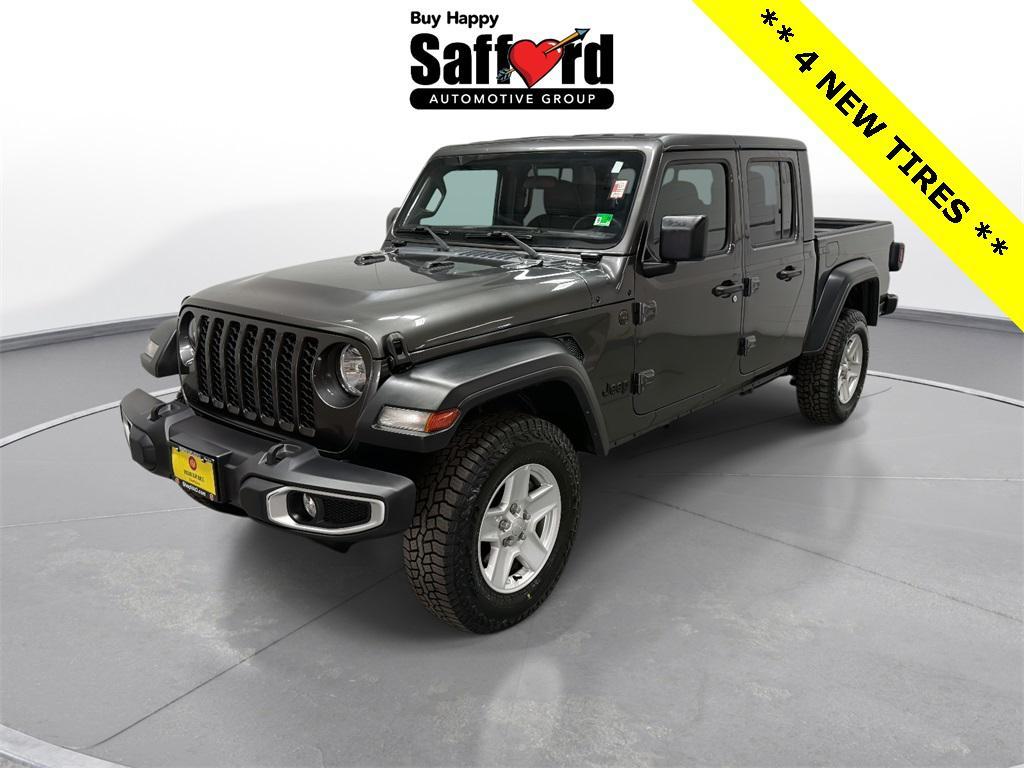 used 2023 Jeep Gladiator car, priced at $28,408