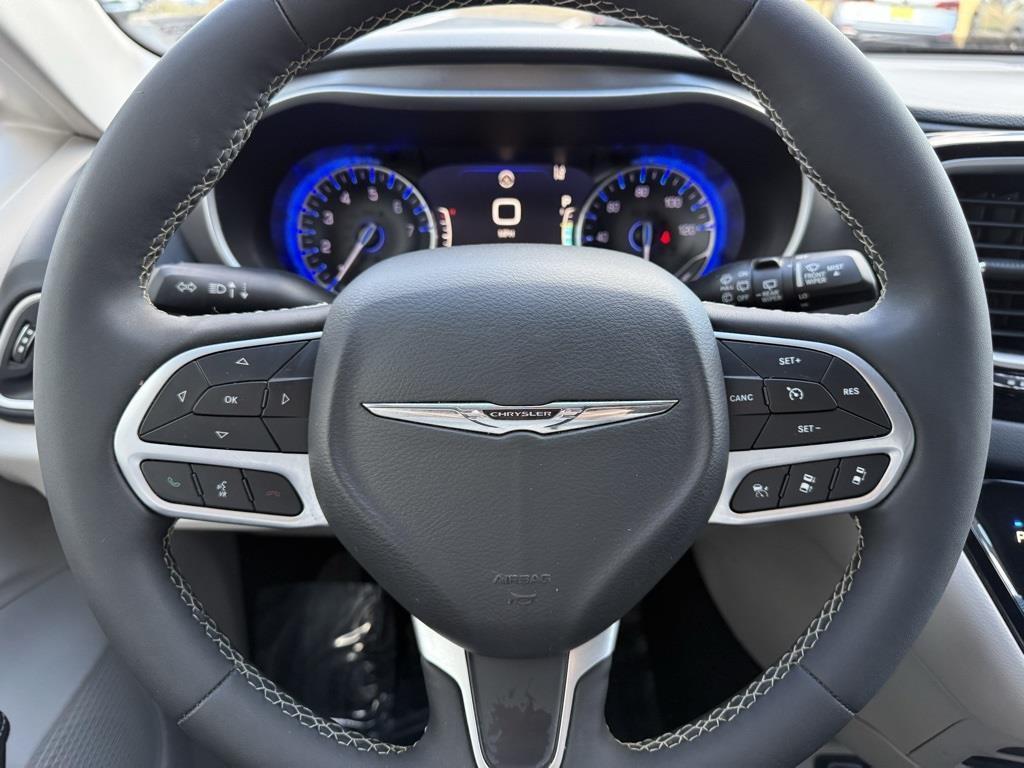 used 2023 Chrysler Pacifica car, priced at $23,499