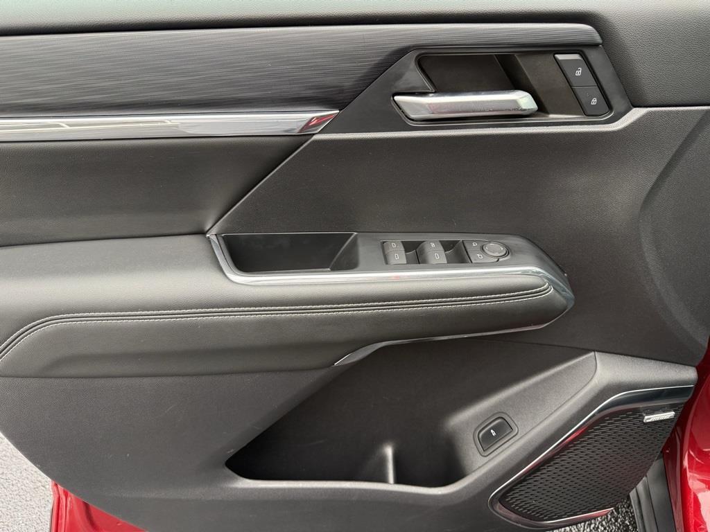 used 2024 GMC Acadia car, priced at $36,159