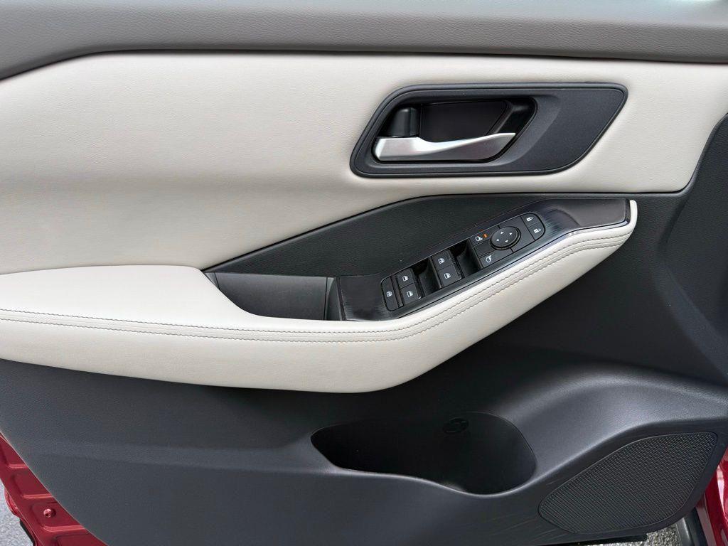 used 2025 Nissan Rogue car, priced at $21,961