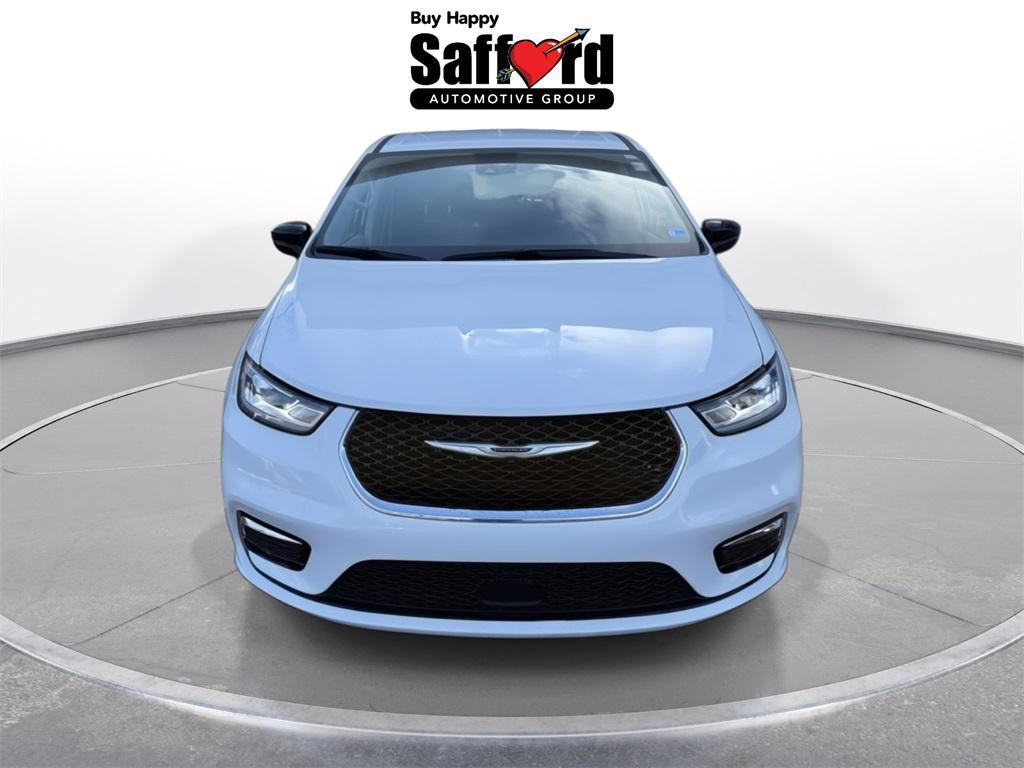 used 2024 Chrysler Pacifica car, priced at $26,549