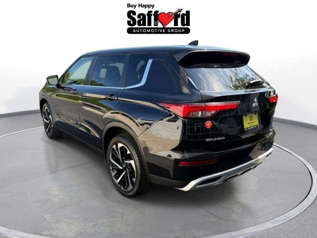 used 2024 Mitsubishi Outlander car, priced at $23,667