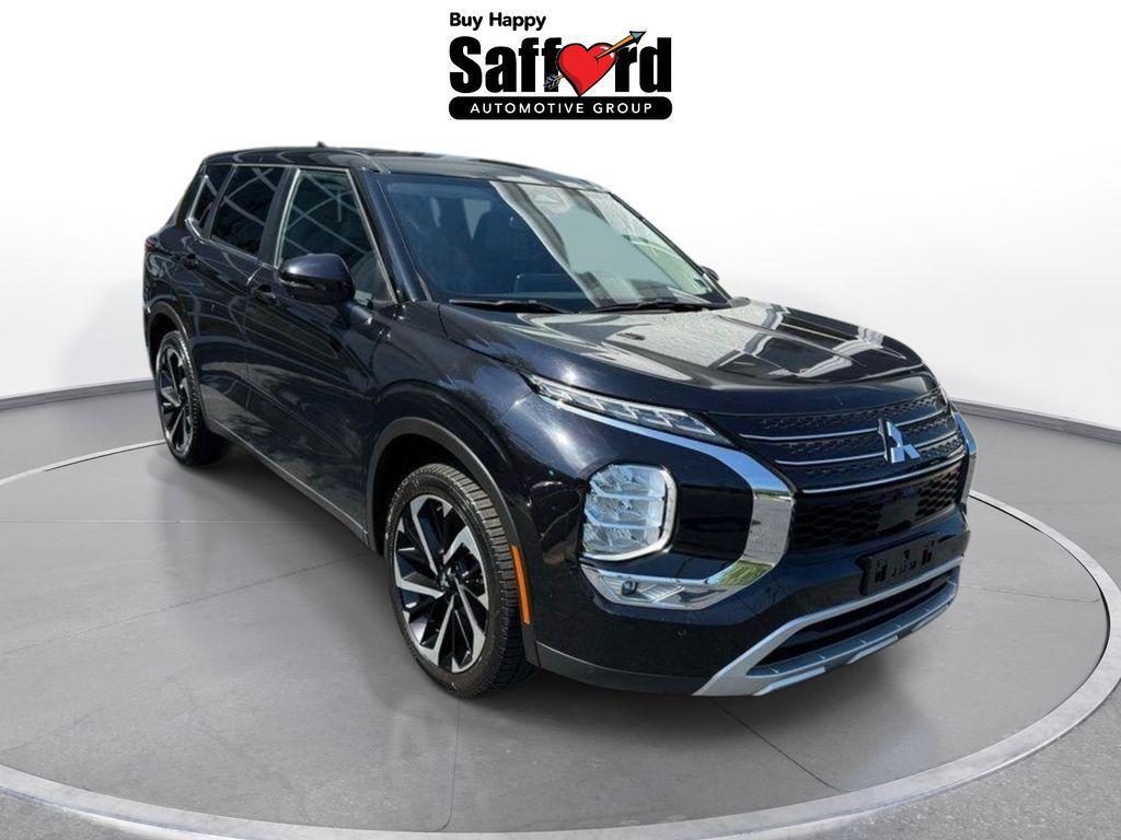 used 2024 Mitsubishi Outlander car, priced at $23,667