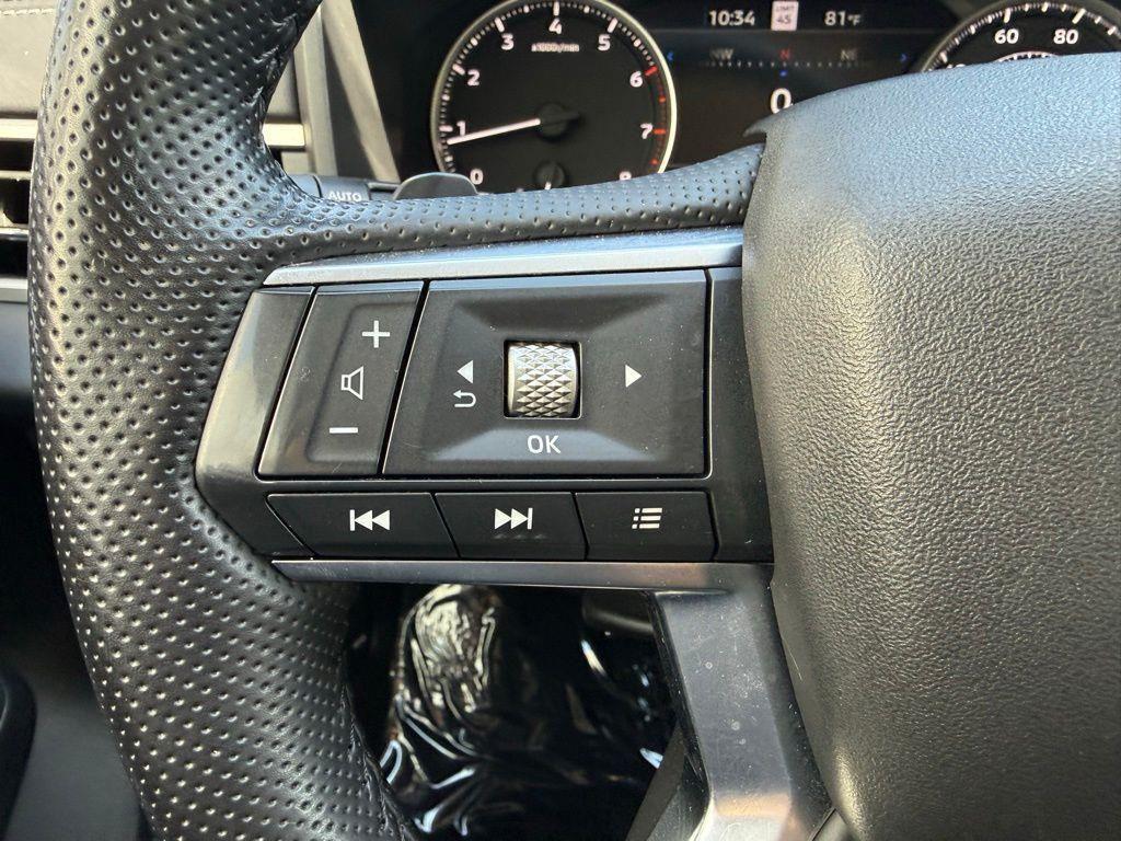 used 2024 Mitsubishi Outlander car, priced at $23,667