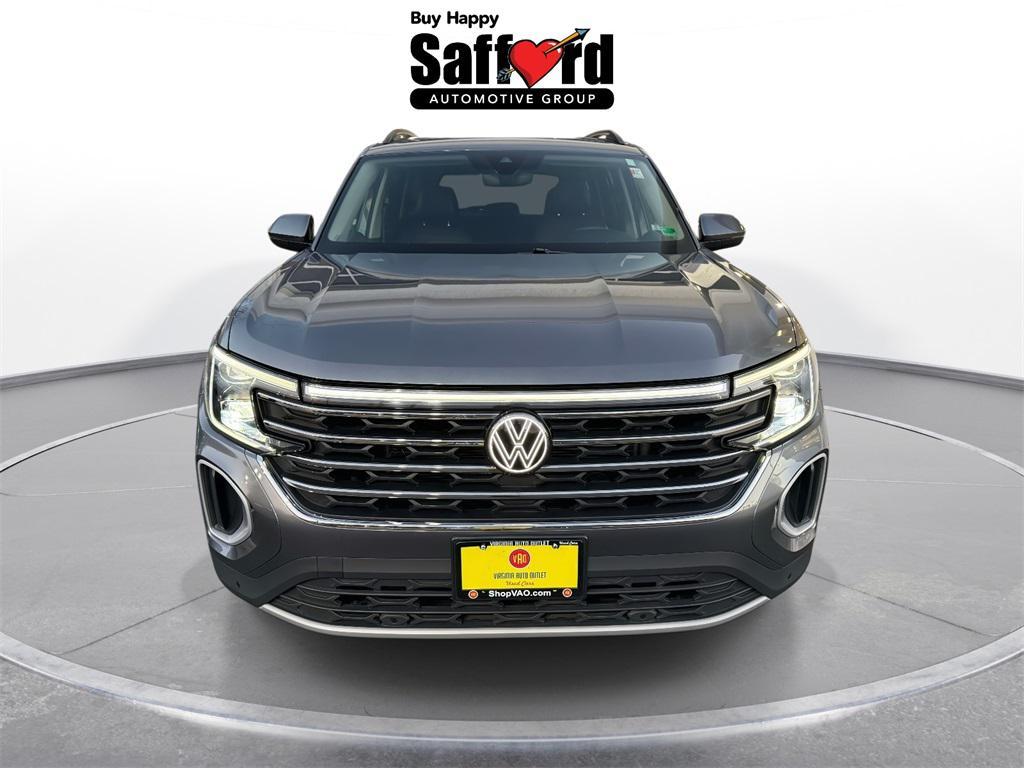 used 2024 Volkswagen Atlas car, priced at $28,995