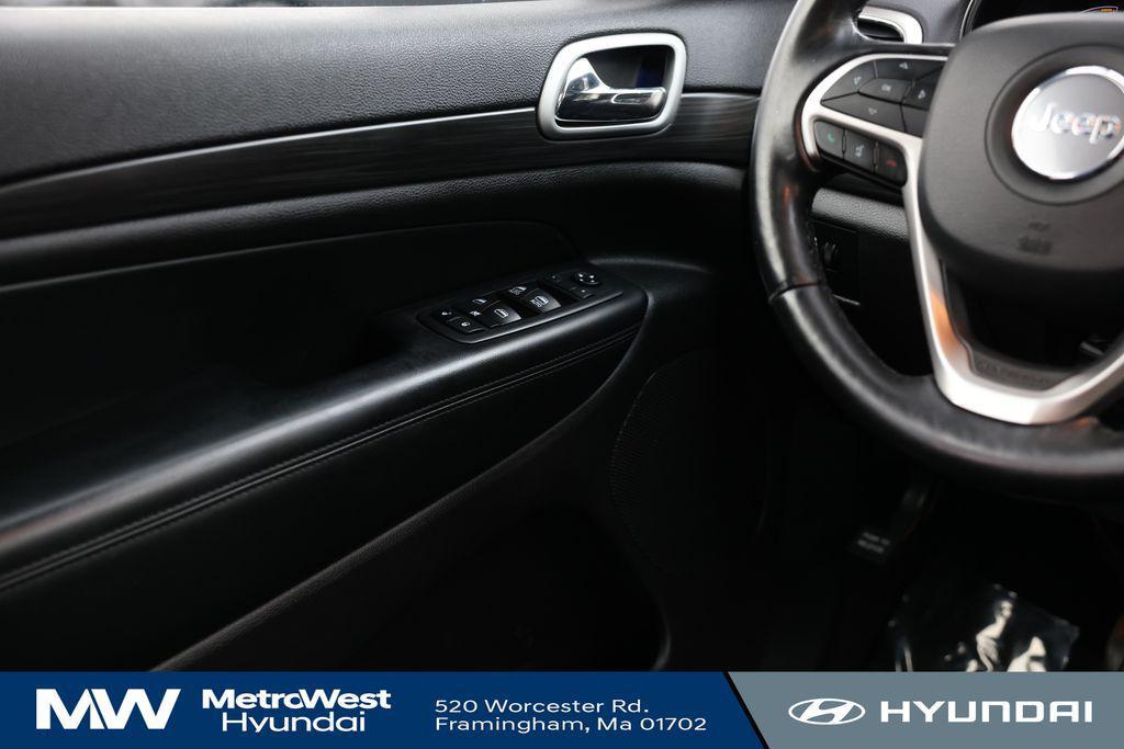 used 2020 Jeep Grand Cherokee car, priced at $19,498