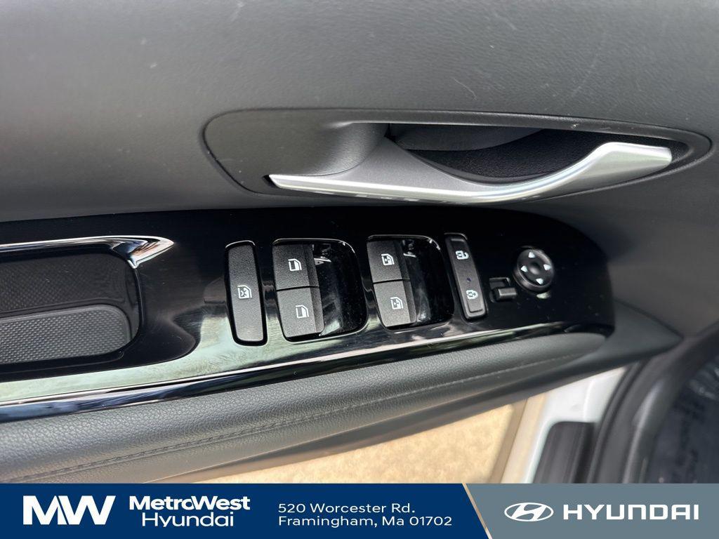 used 2024 Hyundai TUCSON Plug-In Hybrid car, priced at $36,647