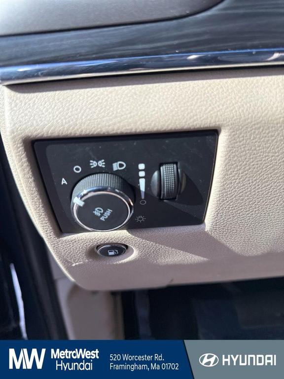 used 2020 Jeep Grand Cherokee car, priced at $16,998