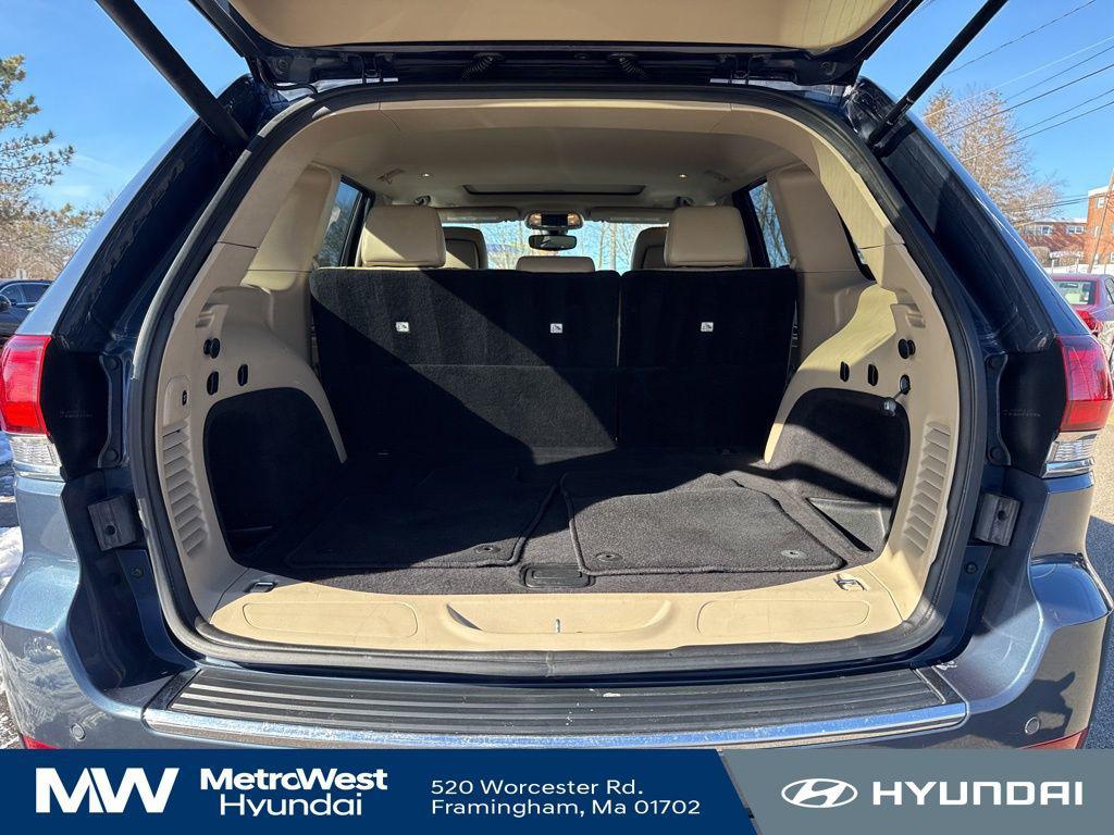 used 2020 Jeep Grand Cherokee car, priced at $16,998