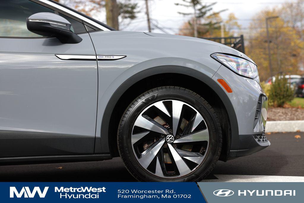 used 2022 Volkswagen ID.4 car, priced at $19,998