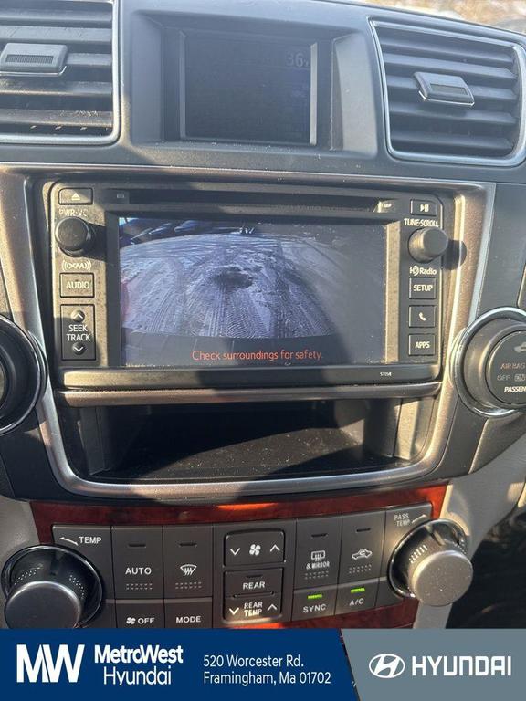 used 2013 Toyota Highlander Hybrid car, priced at $15,998