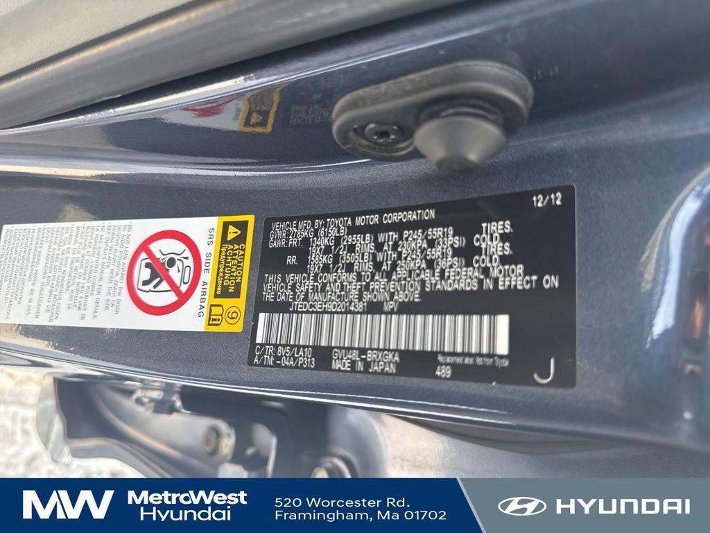 used 2013 Toyota Highlander Hybrid car, priced at $15,998