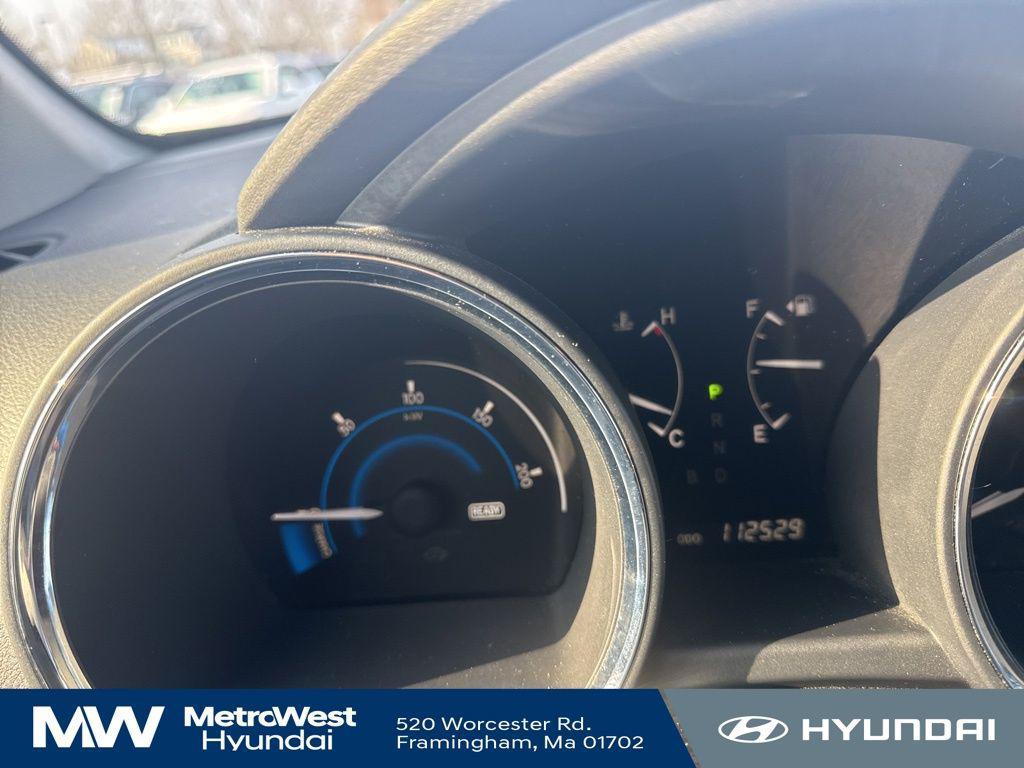 used 2013 Toyota Highlander Hybrid car, priced at $15,998