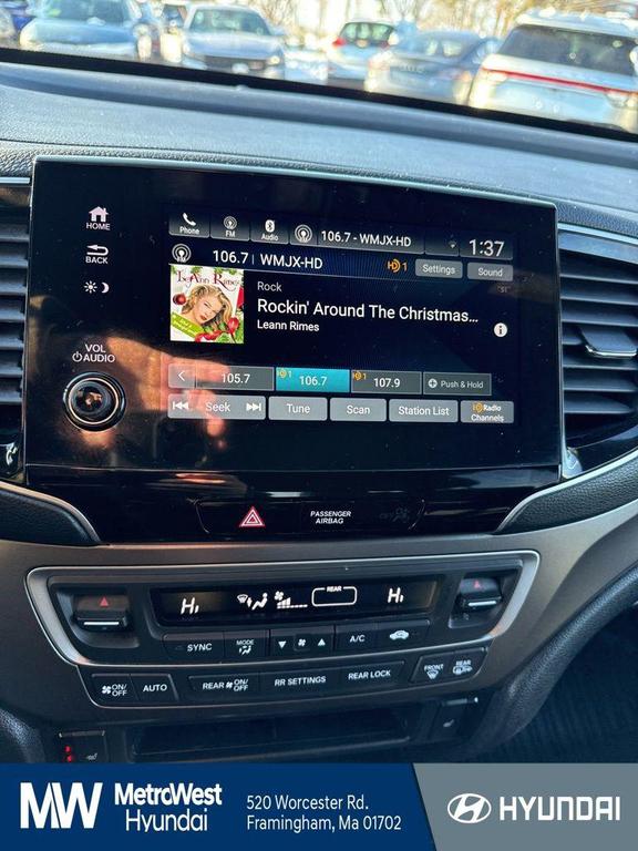 used 2022 Honda Pilot car, priced at $28,798