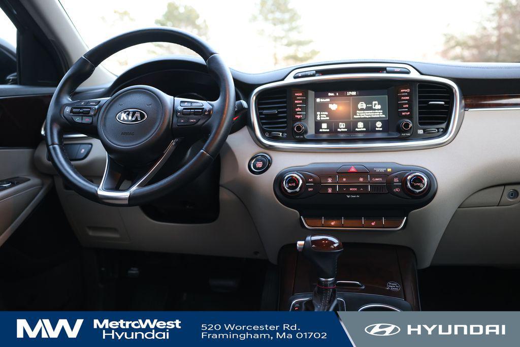 used 2017 Kia Sorento car, priced at $15,798