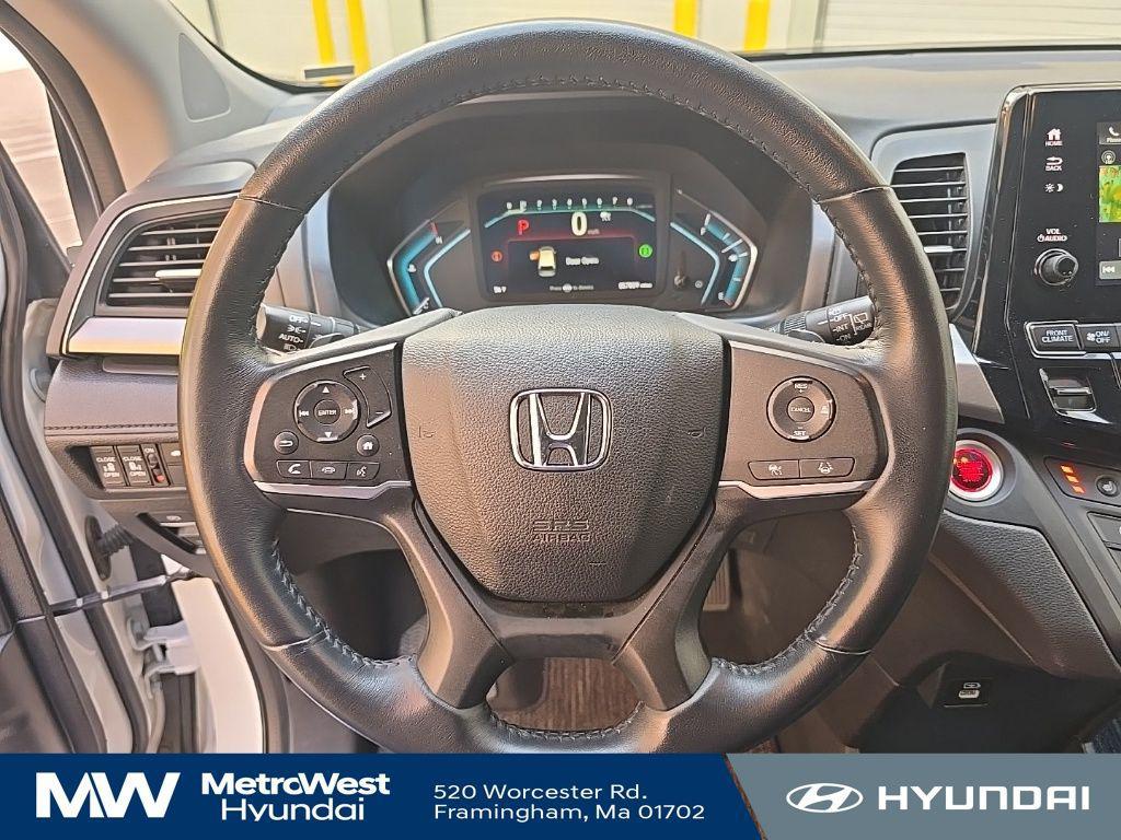 used 2023 Honda Odyssey car, priced at $31,998