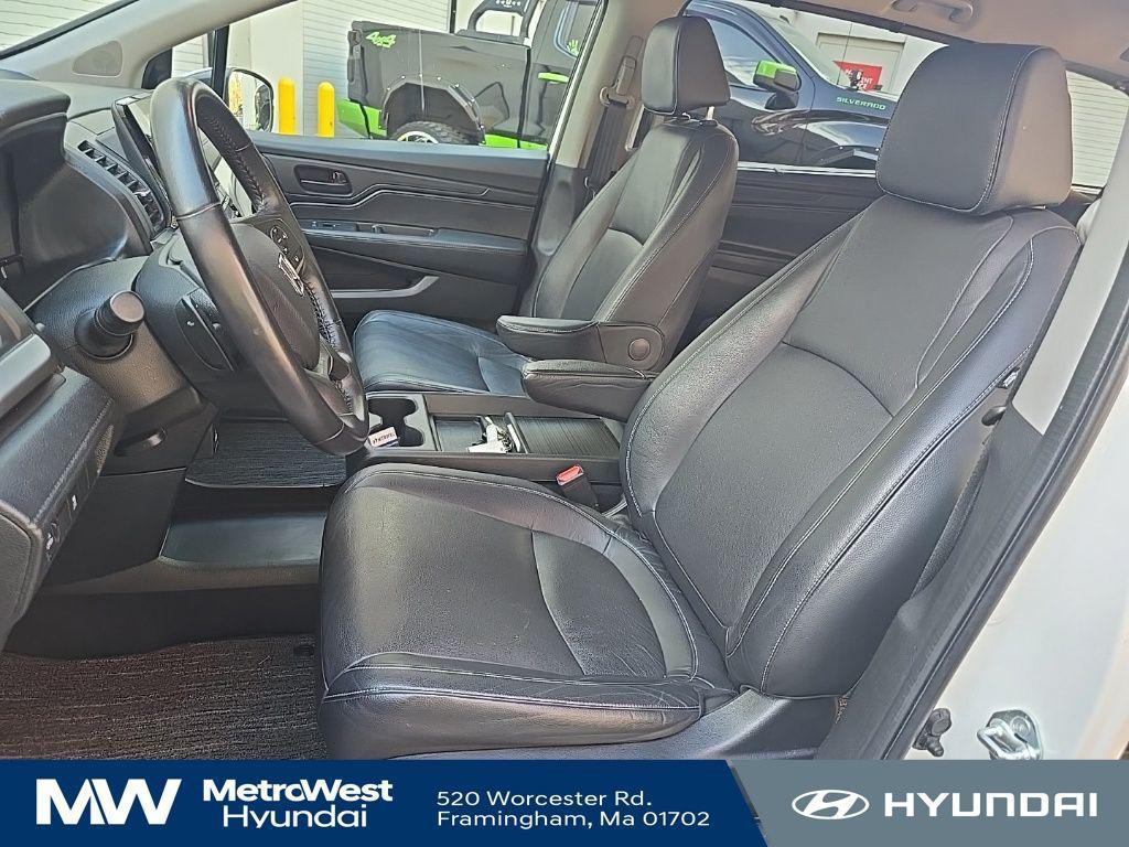 used 2023 Honda Odyssey car, priced at $31,998
