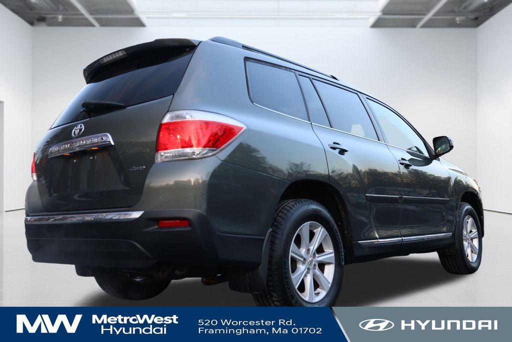 used 2011 Toyota Highlander car, priced at $10,898
